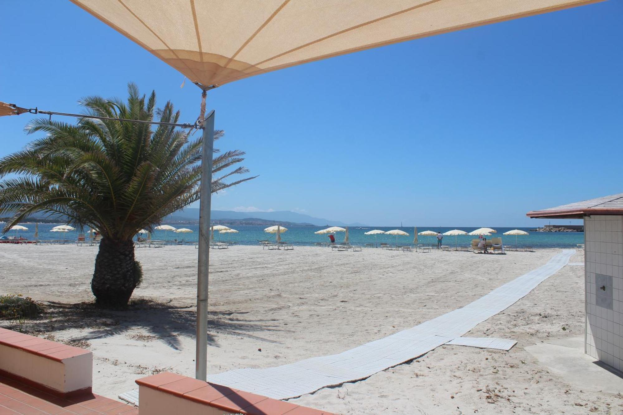 Vel Mari - Rooms On The Beach อาลเกโร ภายนอก รูปภาพ