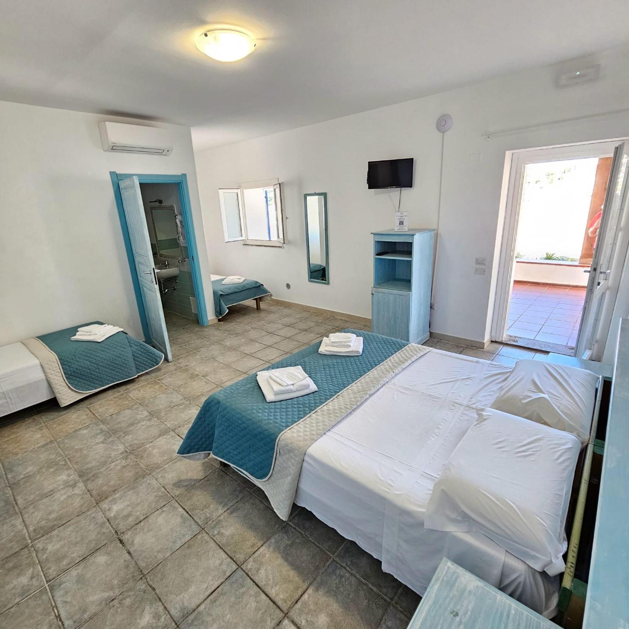 Vel Mari - Rooms On The Beach อาลเกโร ภายนอก รูปภาพ